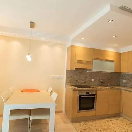 Haus Cristal דירה לויקרבאד